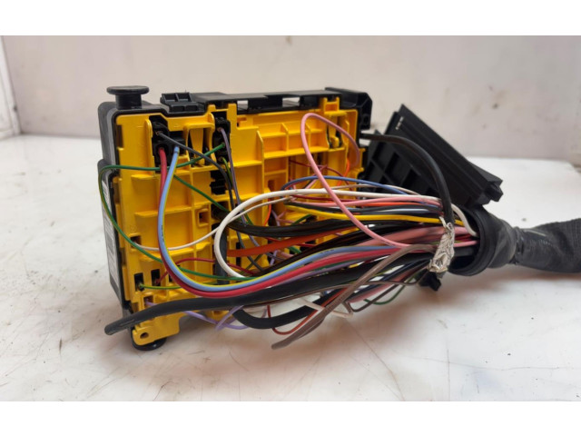 Pojistková skříňka 9804848580 Citroen Berlingo 2019