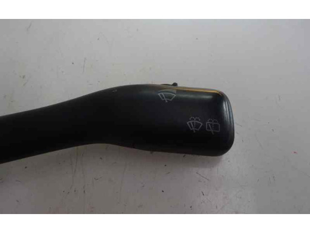 Ручка стеклоочистителей    Volkswagen Golf SportWagen