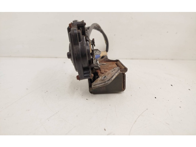 Zámek zadních dveří Toyota Corolla Verso E121 2005