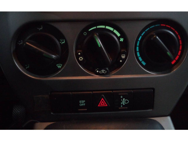 Модуль блока управления кондиционером    Jeep Compass