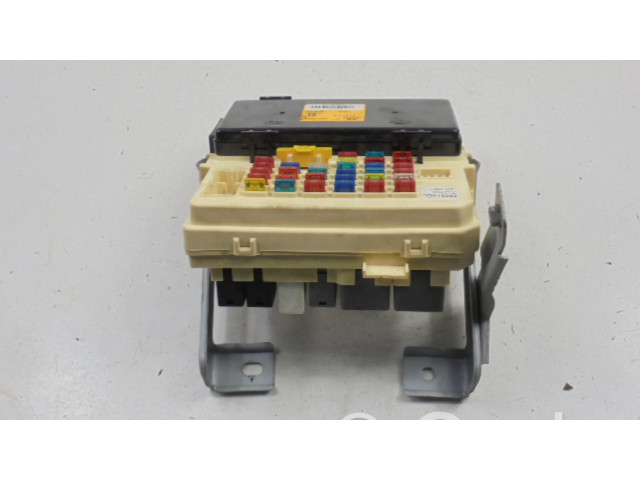 Блок предохранителей  95400-3D200   Hyundai Sonata    