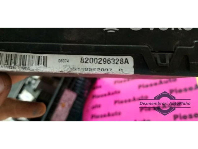 Блок комфорта 8200296328A, S118522007C Dacia Logan I