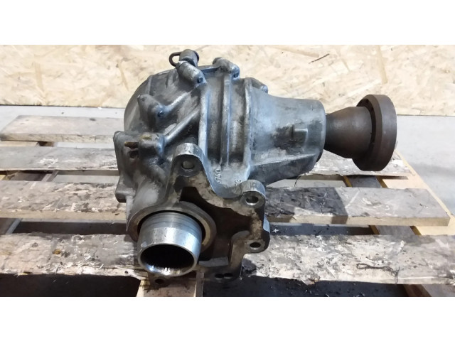 Редуктор коробки передач (раздатка)