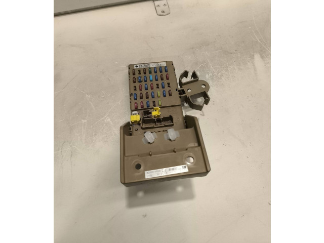 Блок предохранителей 82201FG010   Subaru Forester SH    