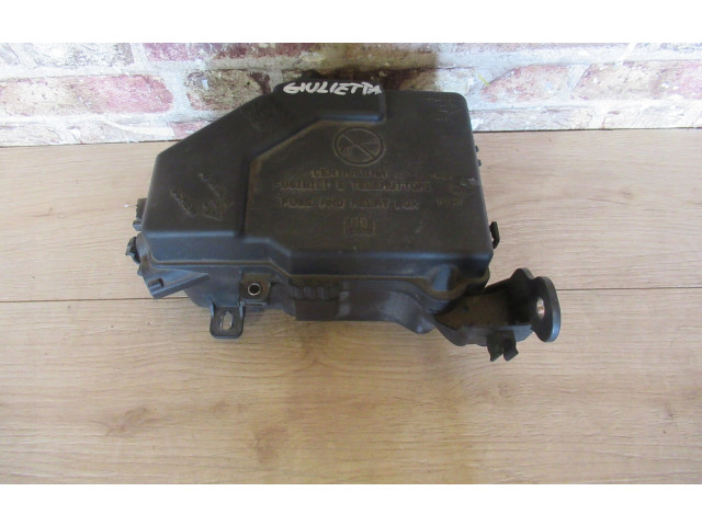 Блок предохранителей Alfa Romeo Giulietta