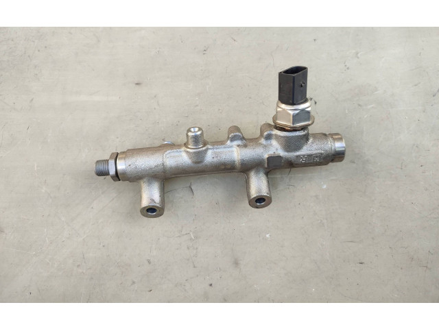 Топливная рампа 059130090BT   Audi A7 S7 4G  