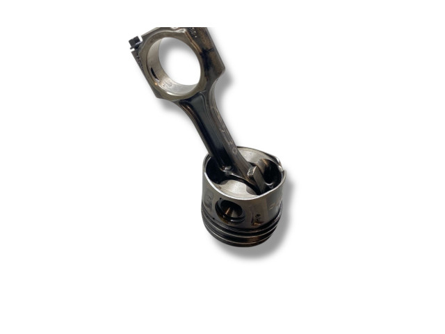 Píst A22DM Opel Antara A 22 DM