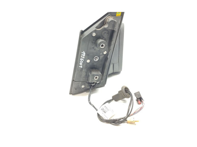 Зеркало электрическое Volkswagen Caddy 2015 - 2020 года