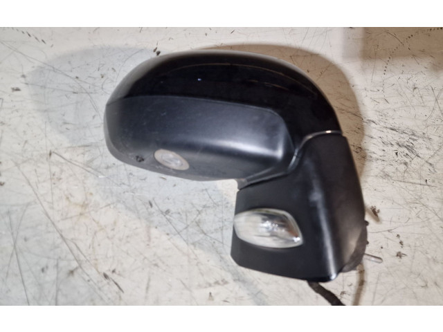 Zpětné zrcátko Peugeot 5008 2011