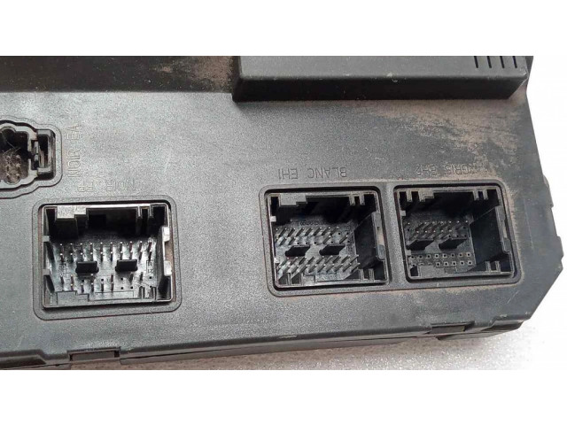 Блок предохранителей S118085200L   Citroen C2    