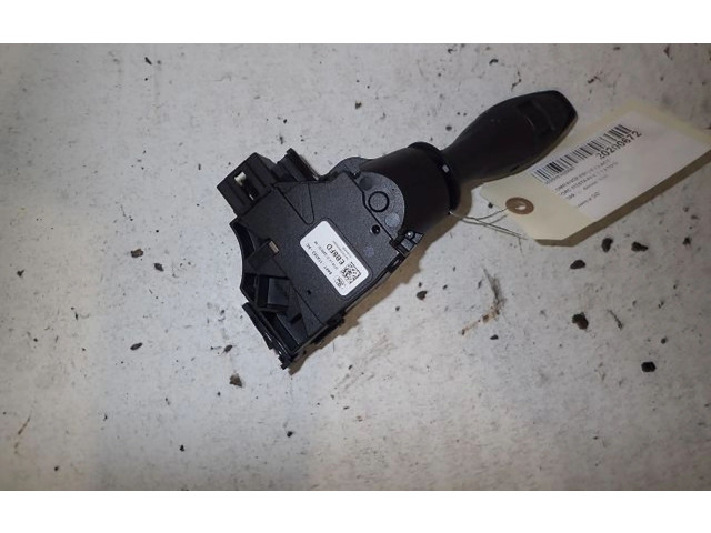 Ручка стеклоочистителей 1537625 Ford Fiesta