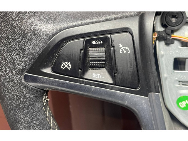 Руль Opel Meriva B 2010 - 2016 года