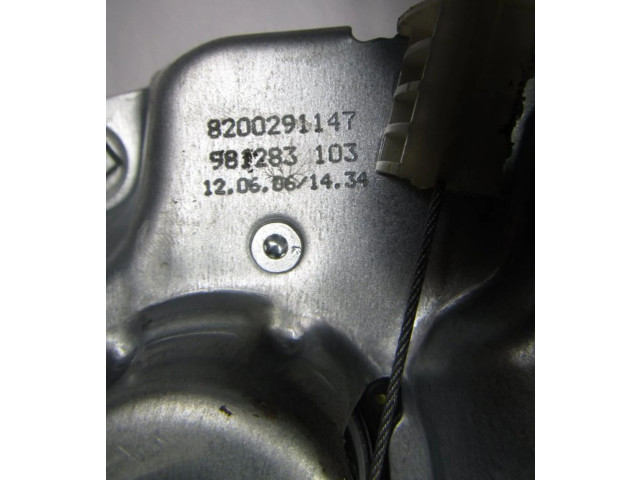 Передний комплект электрического механизма для подъема окна       Renault Clio III  2005 - 2012 года   