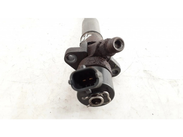 Vstřikovač 0445110030, 2354045   MG ZT - ZT-T  pro naftový motor 2.0  