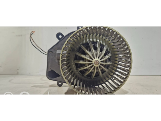 Вентилятор печки    8d1820021   Skoda Superb B5 (3U)