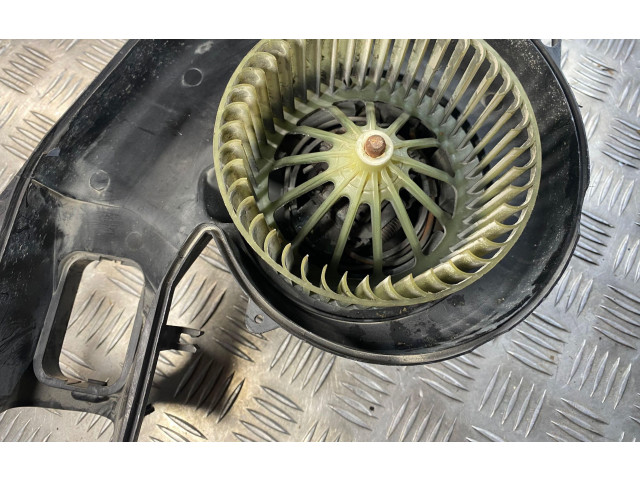 Вентилятор печки    93446   Opel Meriva A