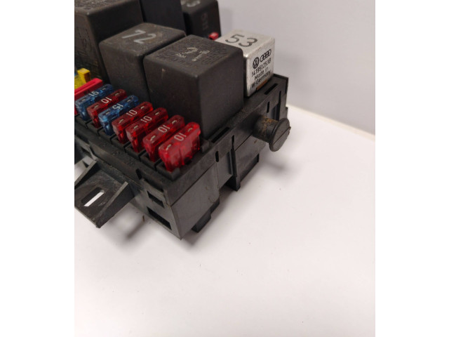 Блок предохранителей 171941813D Volkswagen Golf II