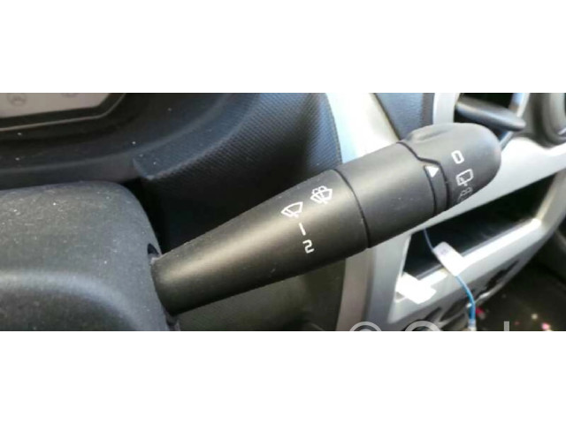 Переключатель дворников 901057667 Dacia Sandero