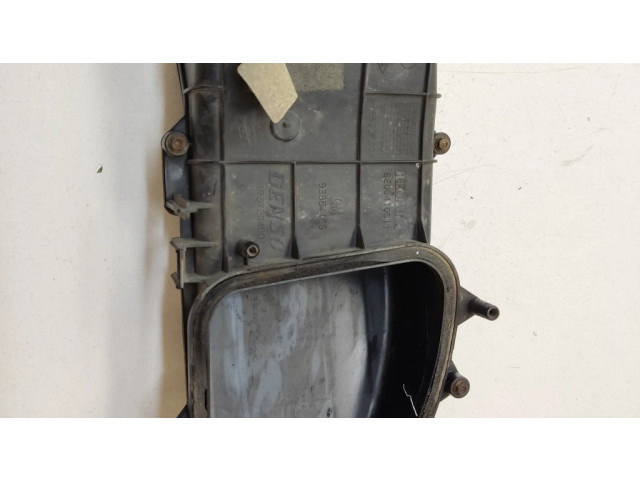 Деталь (детали) канала забора воздуха