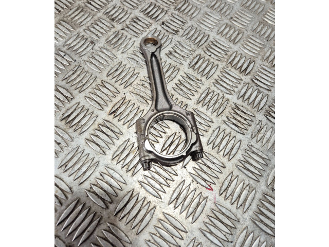 Шатун  B4204T52, 31401957    Volvo XC60  