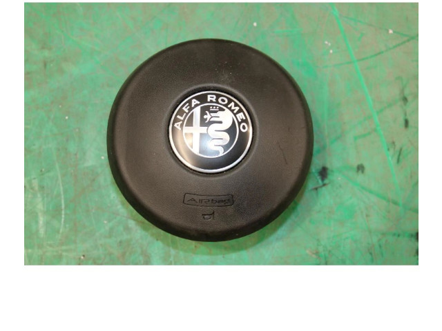 Подушка безопасности водителя 01561246940   Alfa Romeo Giulia