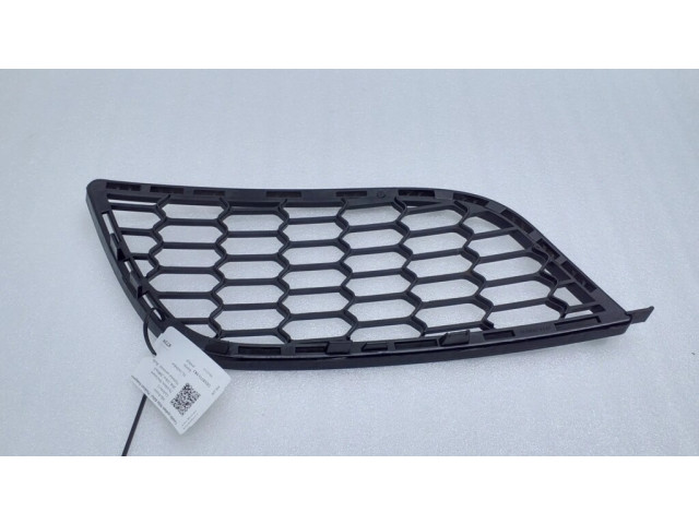 Нижняя решётка (из трех частей) Alfa Romeo Giulietta 156085893