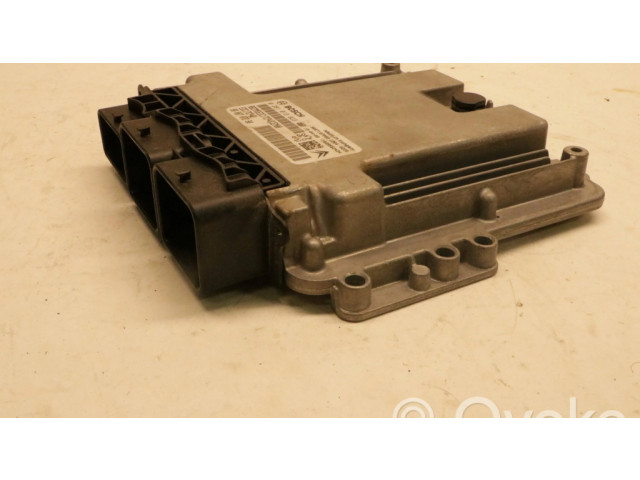 Řídící jednotka 0281019823 Peugeot 508 2012