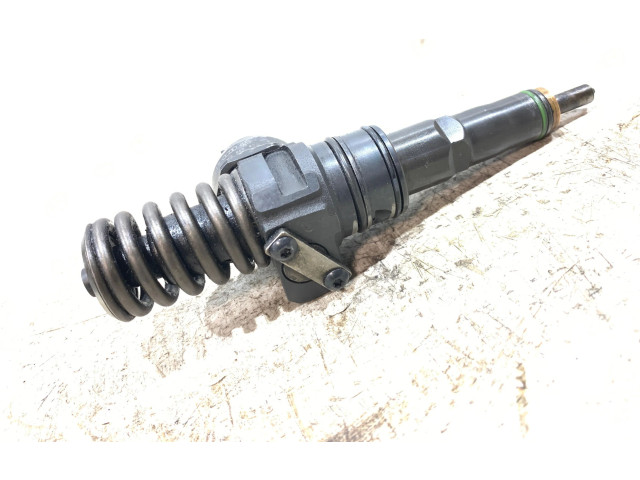 Форсунка 038130073AJ, 038130073J    Volkswagen Touran I   