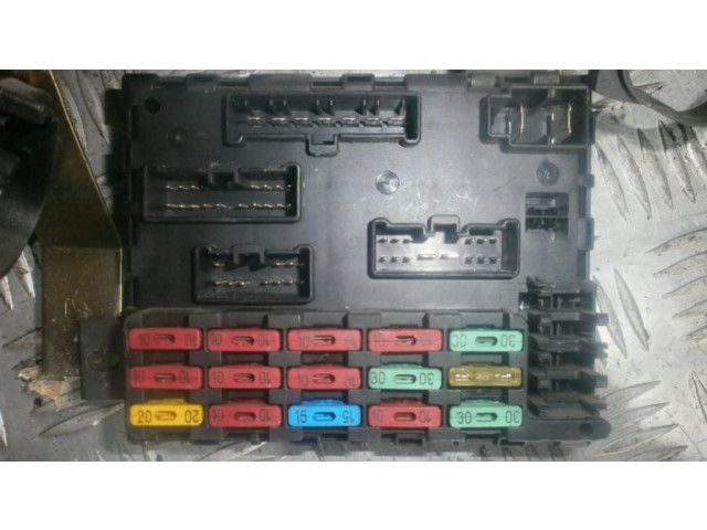Блок предохранителей  46443389   Fiat Bravo - Brava    