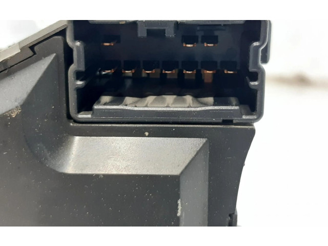 Переключатель дворников 252608H905   Nissan X-Trail T30