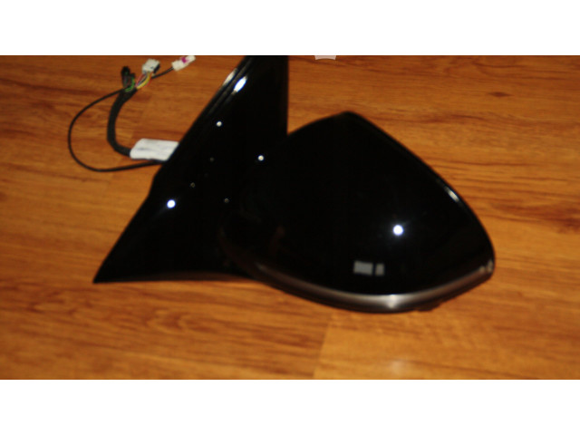 Зеркало электрическое Volvo C30 2010 - 2013 года