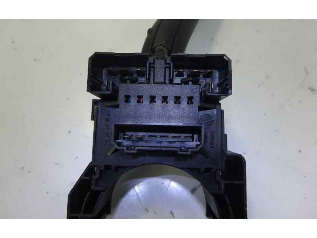 Ручка стеклоочистителей 4B0953503F Audi A3 S3 8L