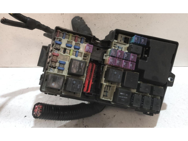 Блок предохранителей EG21-66767, EG21-66767 Mazda CX-7