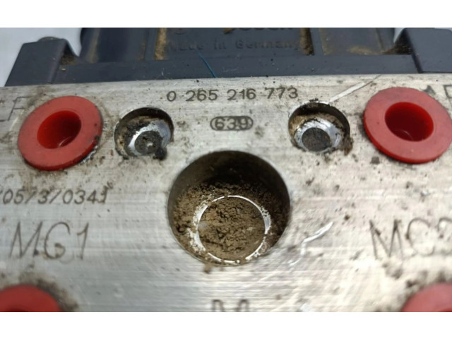 Блок АБС MR475695, 0265216773 Mitsubishi Carisma 2000 - 2004 года