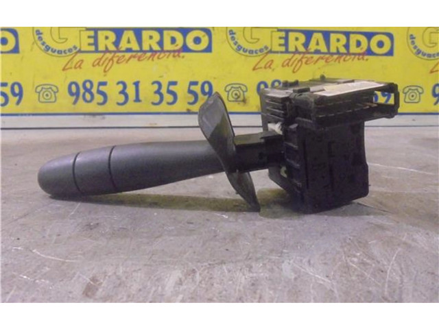 Переключатель дворников 8200379529, 8200379529   Renault Trafic II (X83)