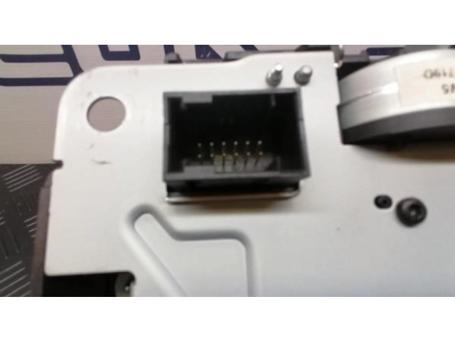 Дисплей    96665877zd   Peugeot 3008 I