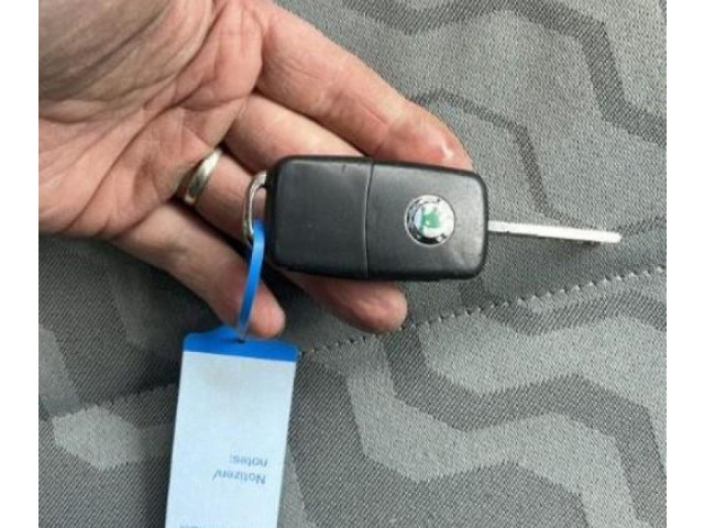 Зеркало электрическое Skoda Fabia Mk2 (5J) 2007 - 2014 года