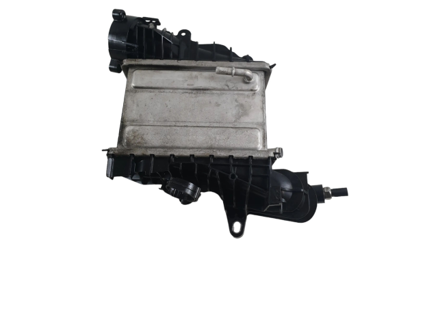 Интеркулер  8641466   Volvo XC90 