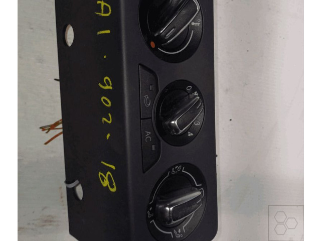 Блок управления климат-контролем 8XA820045A Audi A1