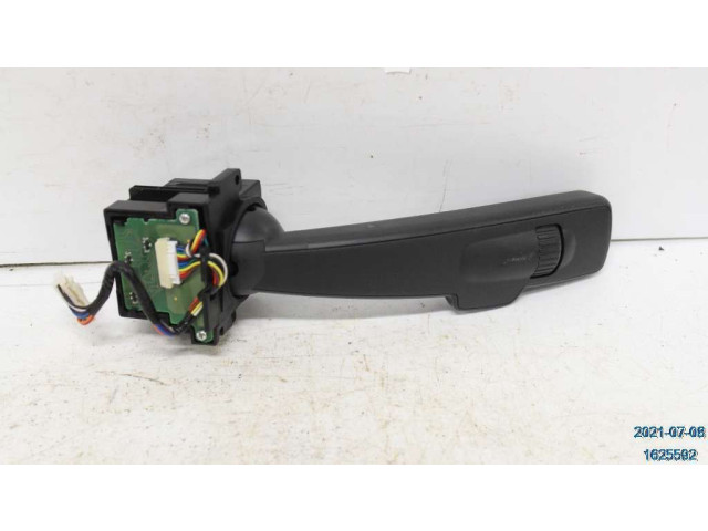 Ручка стеклоочистителей 31264169   Volvo V70