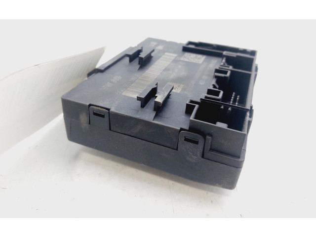 Блок управления двигателя 5Q0959592B   Volkswagen PASSAT