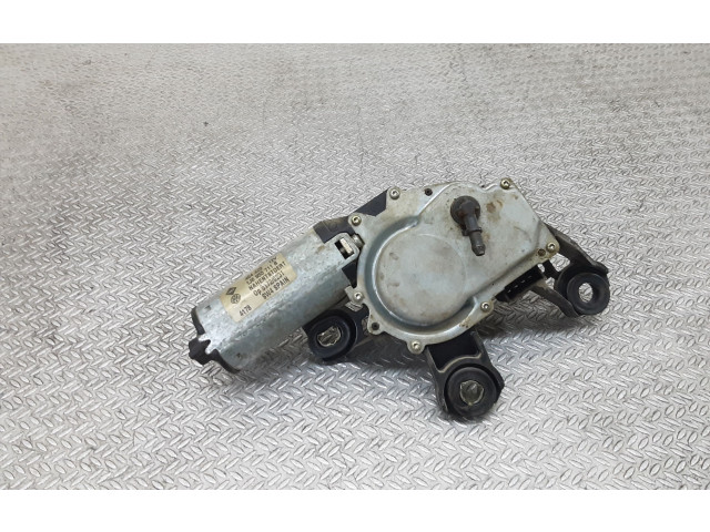 Моторчик заднего дворника 1J6955711B    Volkswagen Golf IV