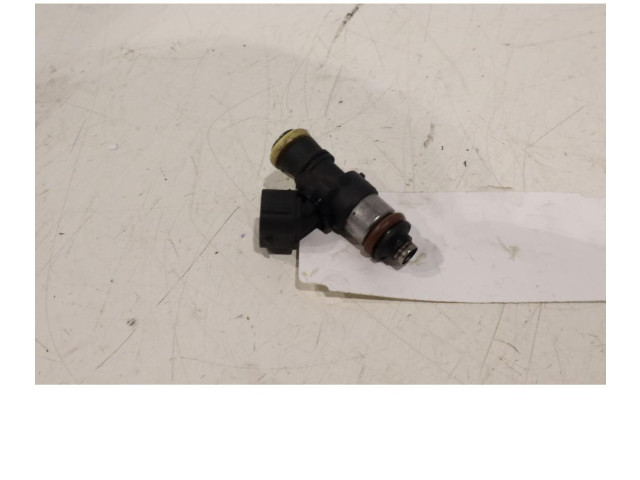 Vstřikovač 0280158831 Volkswagen PASSAT B7 CDG