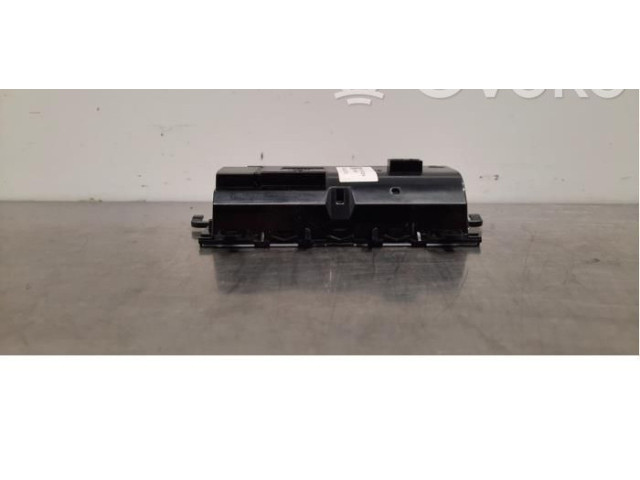 Блок управления климат-контролем 31674024 Volvo XC90