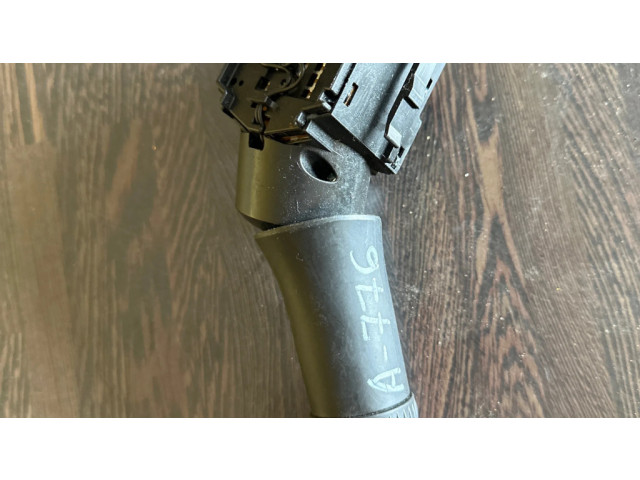 Ручка стеклоочистителей E532016 Citroen C-Crosser