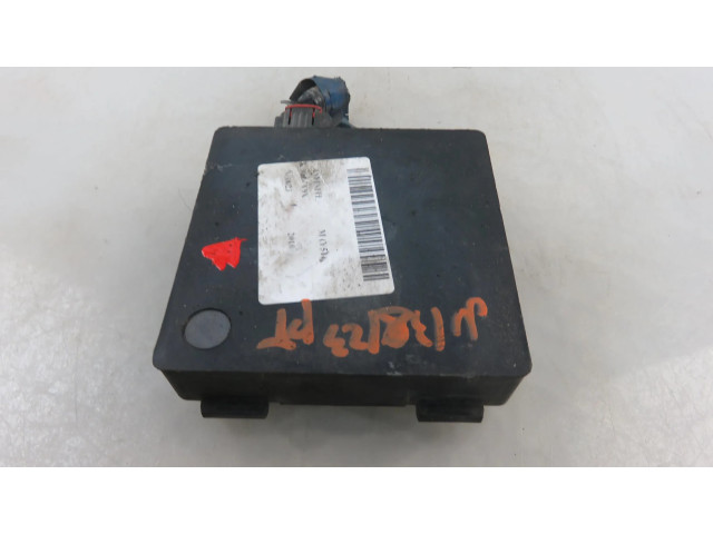 Блок управления 284K01ME1A Infiniti M