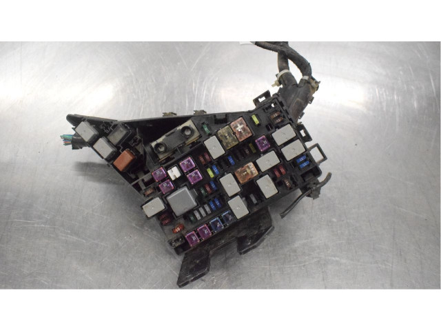   Pojistková skříňka    Subaru Legacy 2010