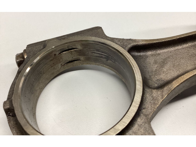 Поршень с шатуном Dodge Challenger