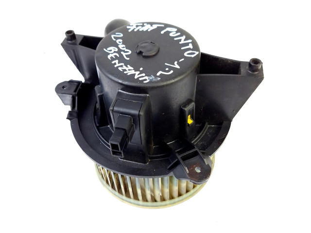 Вентилятор печки    46723714   Fiat Punto (188)