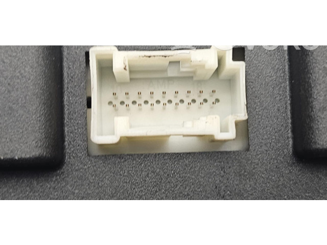 Přístrojová deska Mercedes-Benz C W203 2008 A2035403047